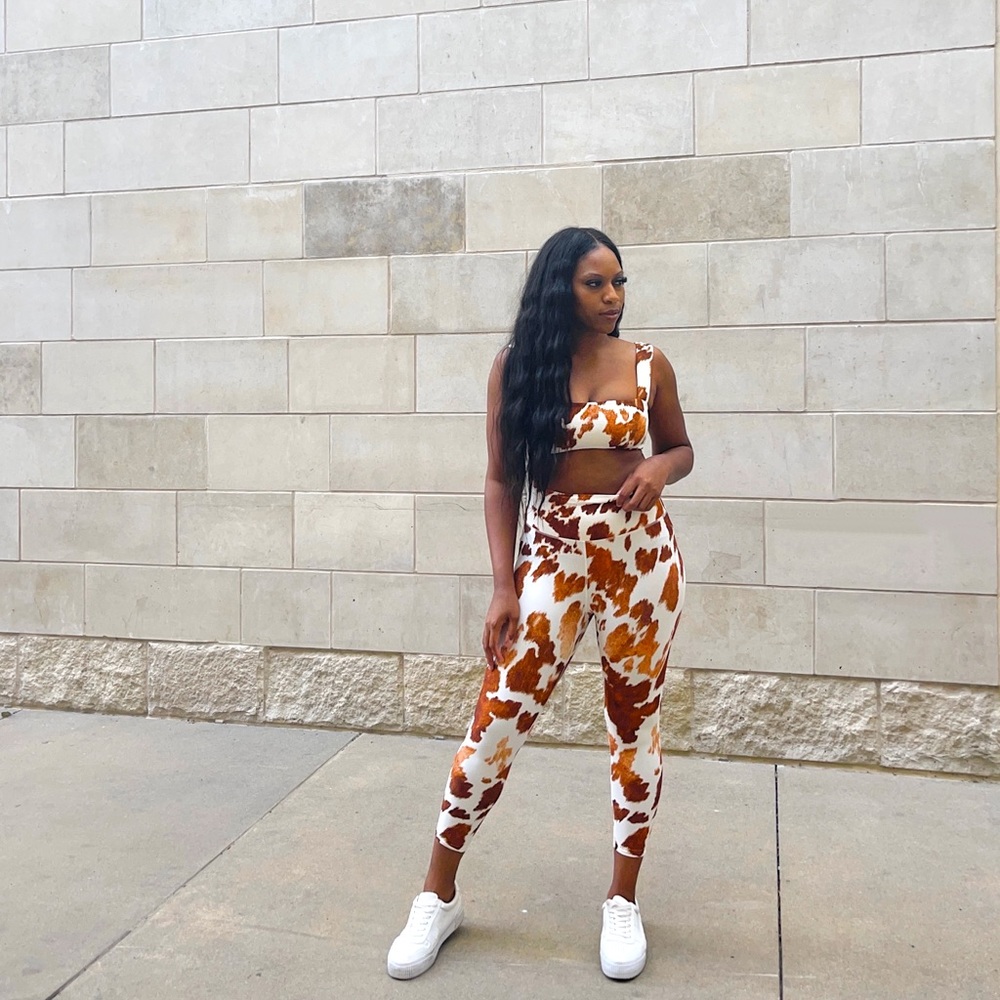 Weworewhat Cowhide Active Set